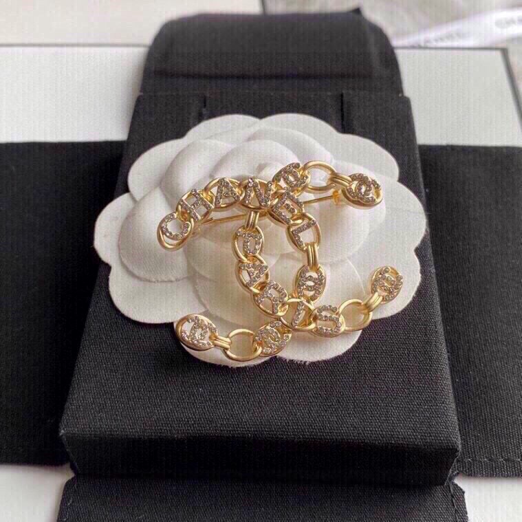 Chanel Brooch 1lyx132